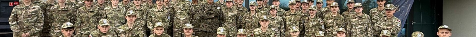 Biwak integracyjny klas mundurowych (30-31.10.2025)