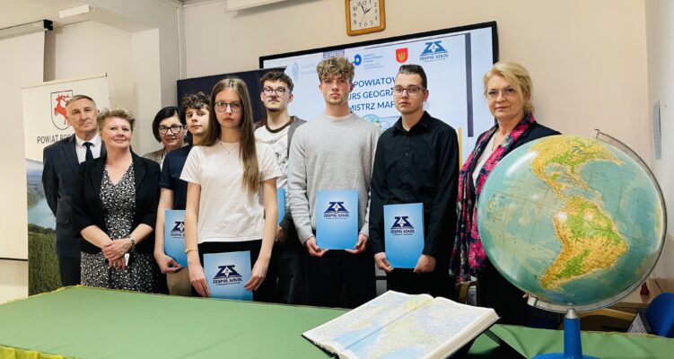 XVI Powiatowy Konkurs Geograficzny „Mistrz Mapy”